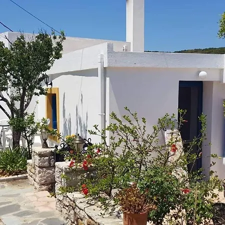 Lourantianika House Kythira Town