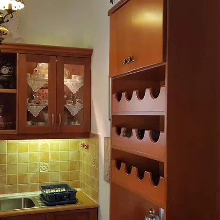 Lourantianika House * Kythira Town